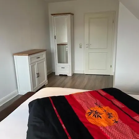 アパート Familienzeit, Moderne Mit Sauna In Timmendorfer