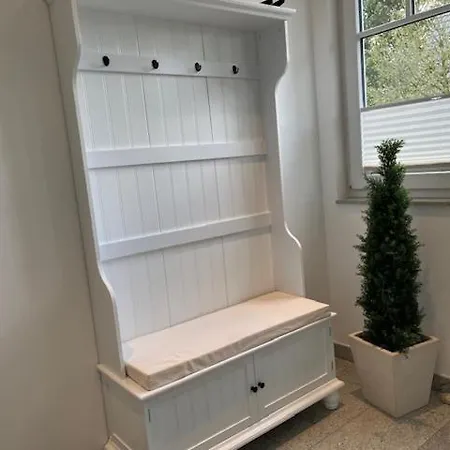 アパート Familienzeit, Moderne Mit Sauna In Timmendorfer