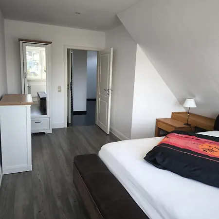 Familienzeit, Moderne Mit Sauna In Timmendorfer ティメンドルファー・シュトラント