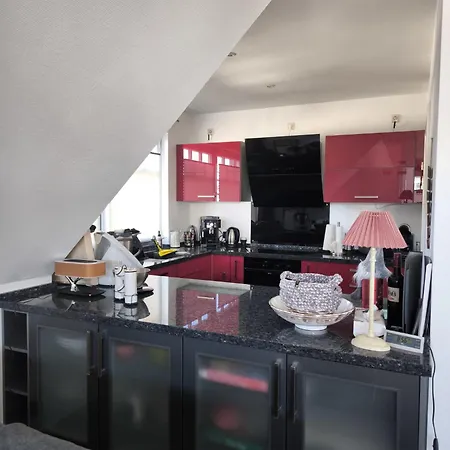 アパート Familienzeit, Moderne Mit Sauna In Timmendorfer ティメンドルファー・シュトラント